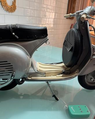 Hachette vespa gs 150 del 1956 1/3