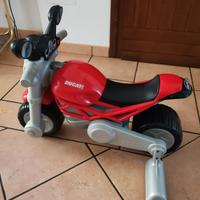 moto per bambino Ducati della Chicco