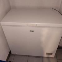 Congelatore a pozzetto Beko 198 lt