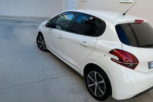 Peugeot 208 1.4 diesel