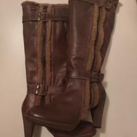 2 paia di stivali , numero 38/39