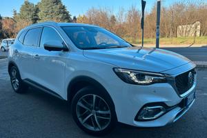 Auto MG HS Luxury benzina cambio manuale