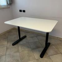Scrivania IKEA