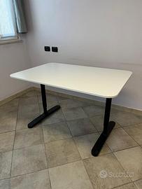 Scrivania IKEA