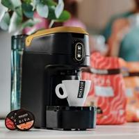 MACCHINA MOKADOR M1 CON 50 CAFFE' E DUE TAZZINE