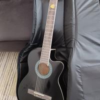 Chitarra Harley Benton con custodia e treppiede