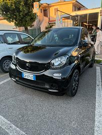 SMART forfour Neopatentato Allestimento Prime
