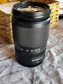 Nikon 24-200 f4/6.3
