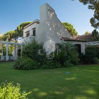 Is Morus, Villa con giardino a pochi passi dal mar