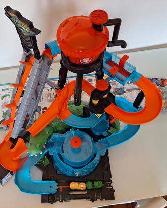 Hot Wheels ultimate carwash