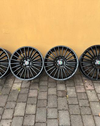 Cerchi Alfa Romeo 18” NERI