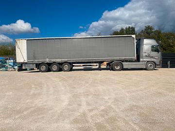 Semirimorchio centinato Zorzi