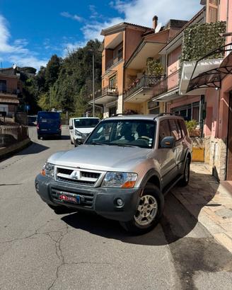 Mitsubishi Pajero 3.2 16V DI-D 5p. GLS1 160 cv , A