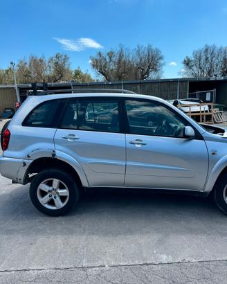 RICAMBI AUTO TOYOTA RAV 4 2003