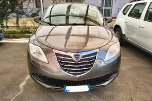 Lancia Ypsilon 1.2 69 CV 5 porte S&S Platinum
