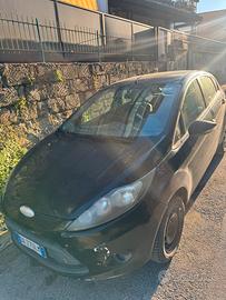 Ford fiesta 500€