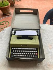 macchina da scrivere olivetti lettera 32