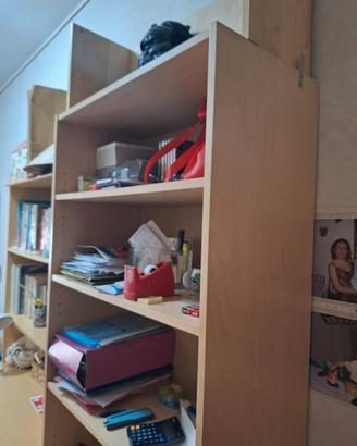  Libreria , scrivania con rialz 