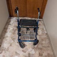 Deambulatore per anziani
