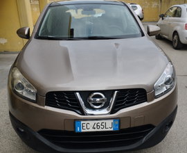Auto Qashqai