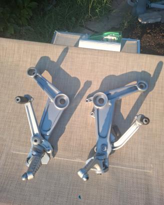 Staffe pedane anteriori dx/sx Aprilia RS 660