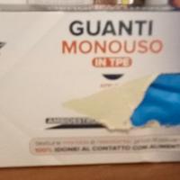Guanti monouso 