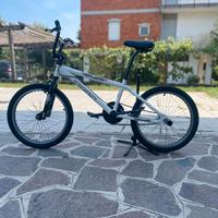 Bici BMX Decathlon
