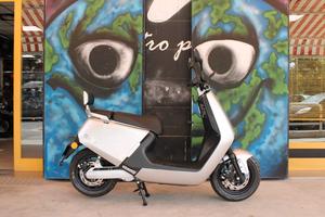 Yadea G5S Ecobonus DA PAURA 2.990 euro chiavi in m