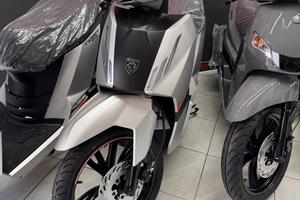 Peugeot tweet GT