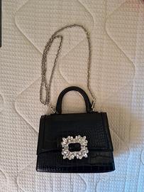 Borsa Bershka mini nera effetto croco