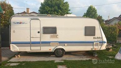 roulotte hobby de luxe easy