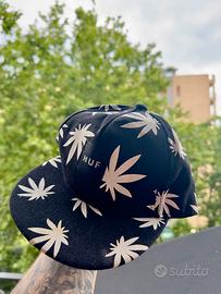 Cappello HUF con Design Foglie di Marijuana