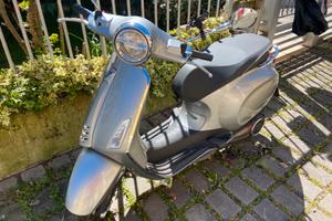 Vespa elettrica 70 Perfetta per ZTL