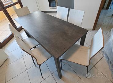 Tavolo allungabile 160 cm 4/6 pers. 6 sedie nero 