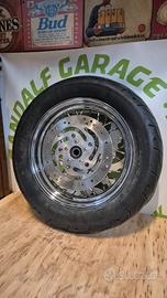Cerchio raggi 130/90-16 montava su sportster custo