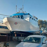 Barca da pesca con licenza