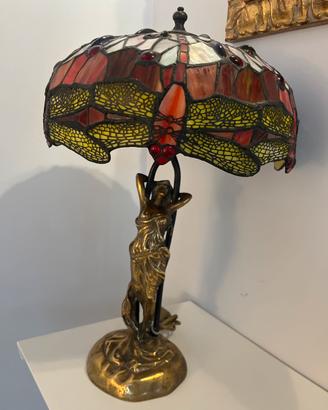 Lampada da tavolo stile Tiffany