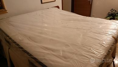 Materasso matrimoniale a molle insacchettate