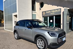 MINI Mini C Favoured Countryman