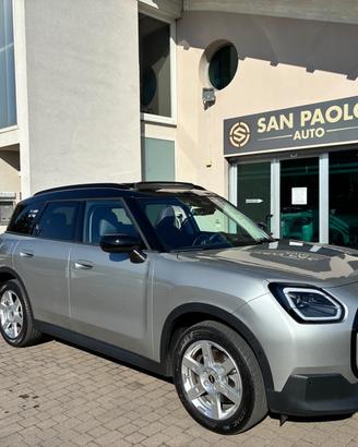 MINI Mini C Favoured Countryman