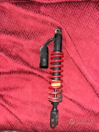 Ammortizzatore regolabile per moto motard 50