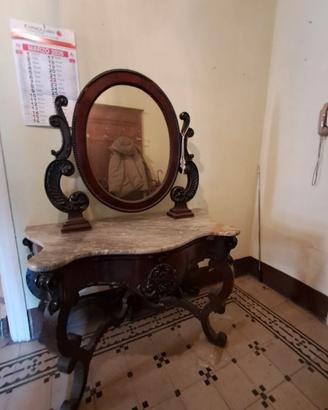 Console con Specchio d'Epoca, Intagli Artigianali