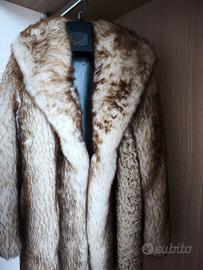 Cappellino di visone e pelliccia di volpe