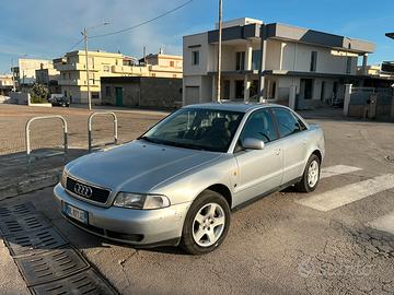 Audi A4 berlina
