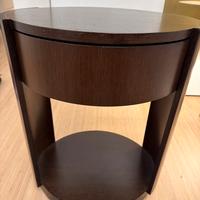 Comodino in legno di rovere