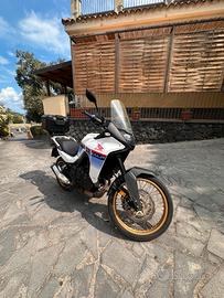Honda Transalp 750