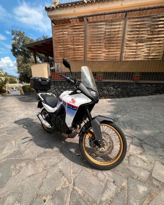 Honda Transalp 750