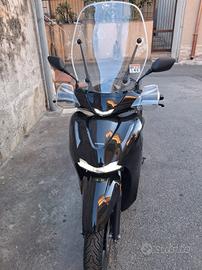 Scooter Honda SH350 