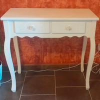 Tavolo d'arredamento stile vintage
