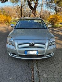 Toyota Avensis 1.8 SW BENZINA